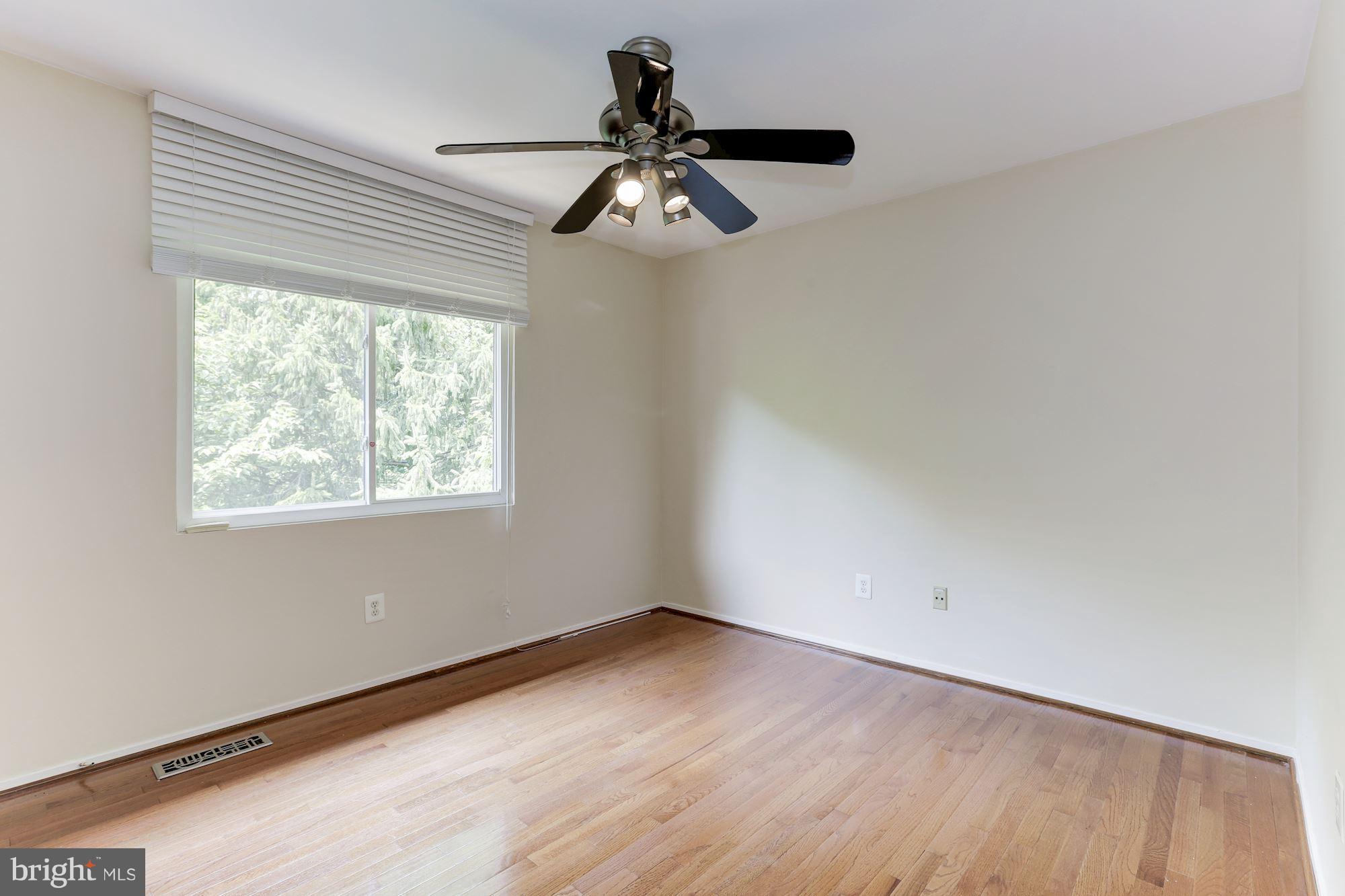 2254 Wheelwright Court Reston, VA 20191 - Photo 16 of 29 Bedroom