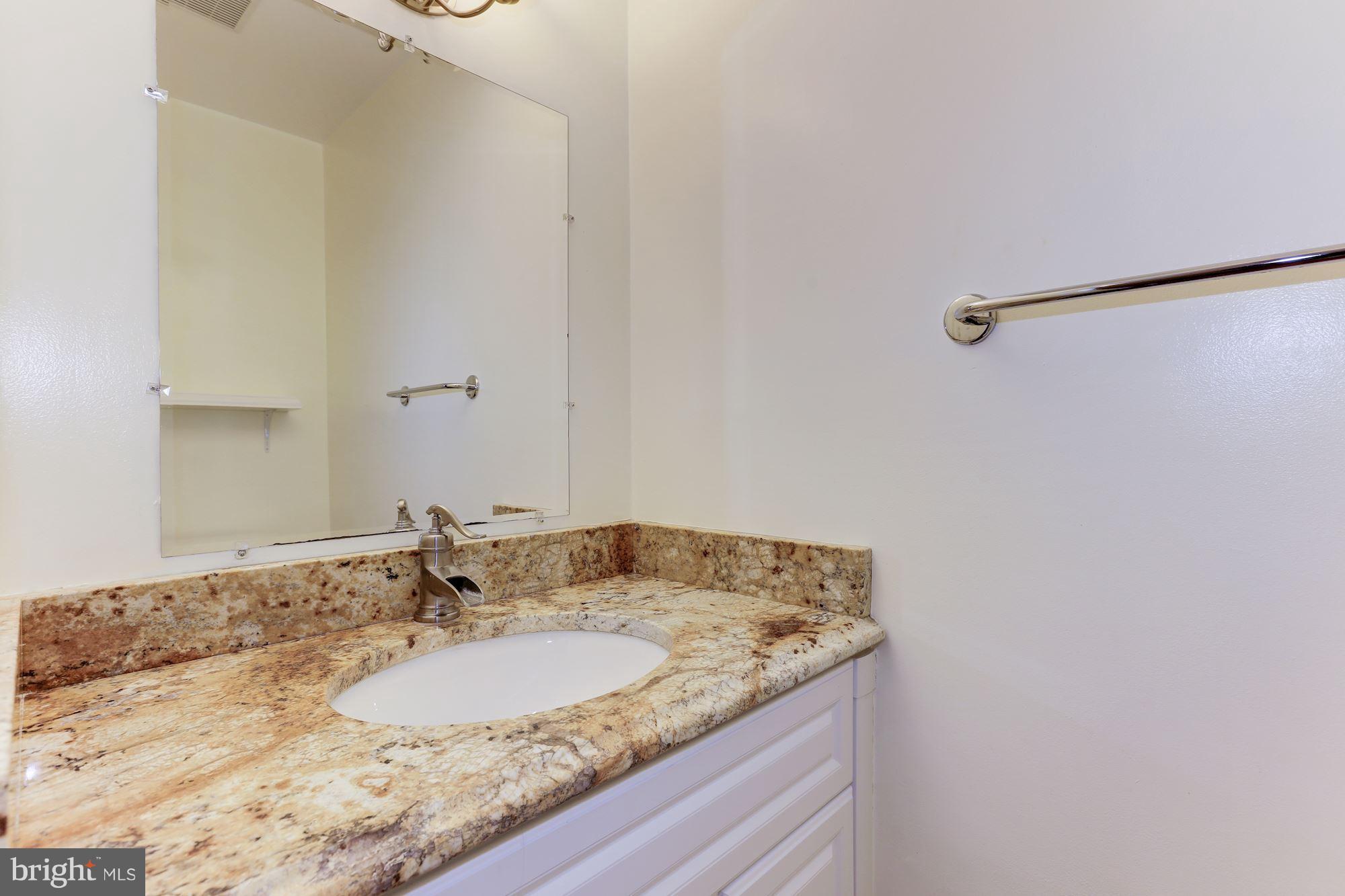 2254 Wheelwright Court Reston, VA 20191 - Photo 26 of 29 Bath