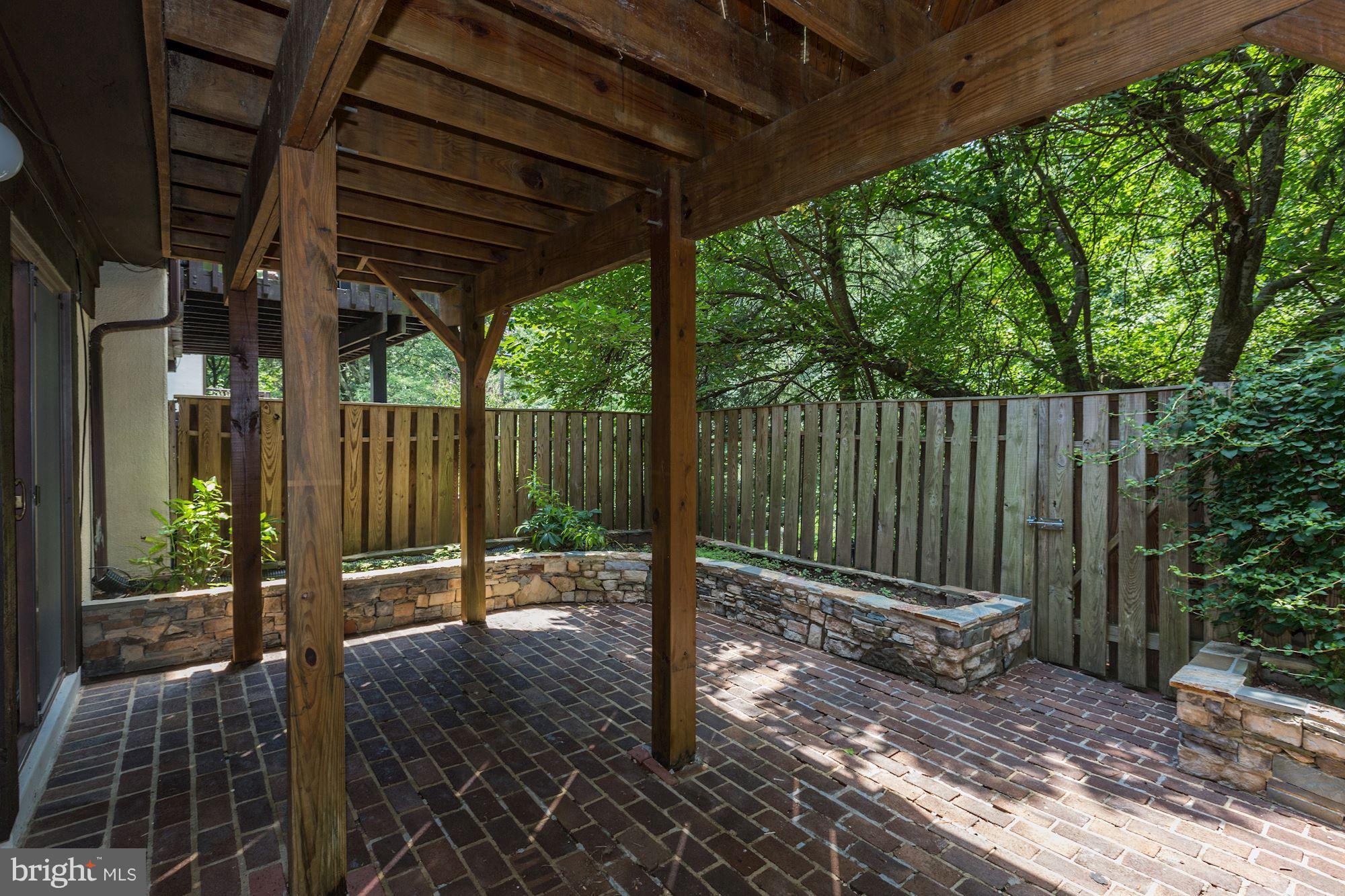 2254 Wheelwright Court Reston, VA 20191 - Photo 28 of 29 Exterior (Rear)