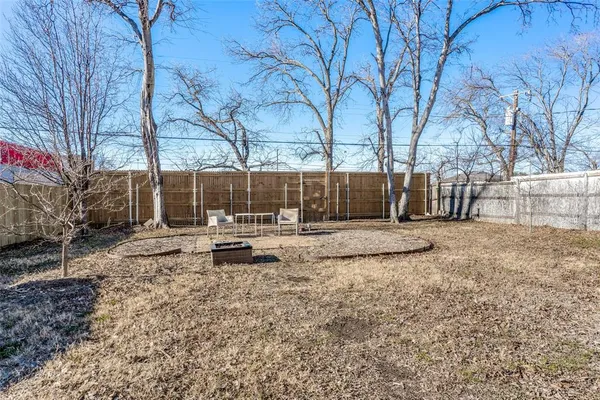 $2,295 | 2837 Cherrywood Avenue, Dallas, TX 75235