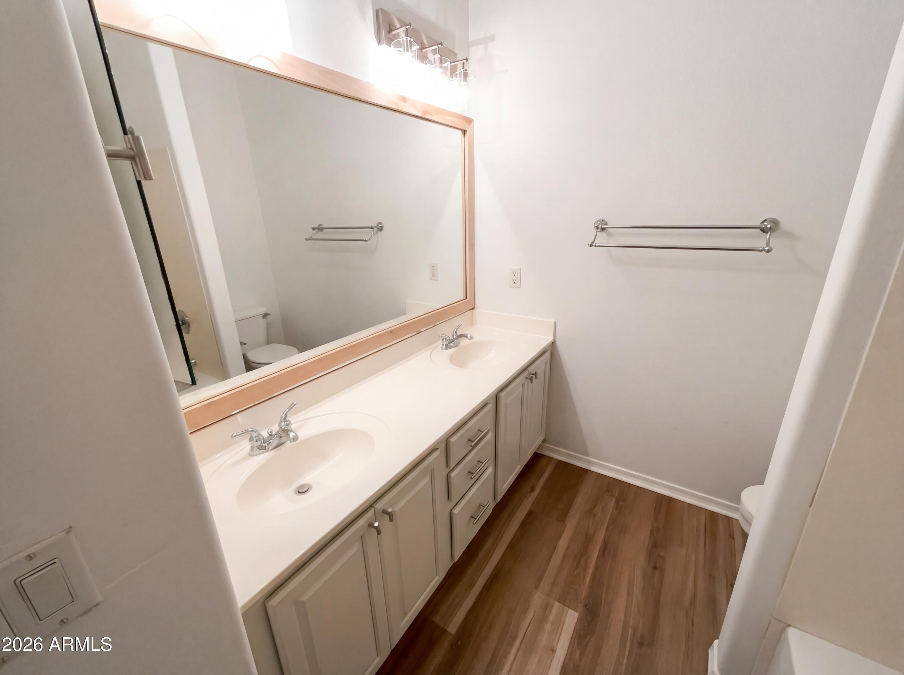 1105 South Portland Avenue Gilbert, AZ 85296 - Photo 25 of 32 listing_24