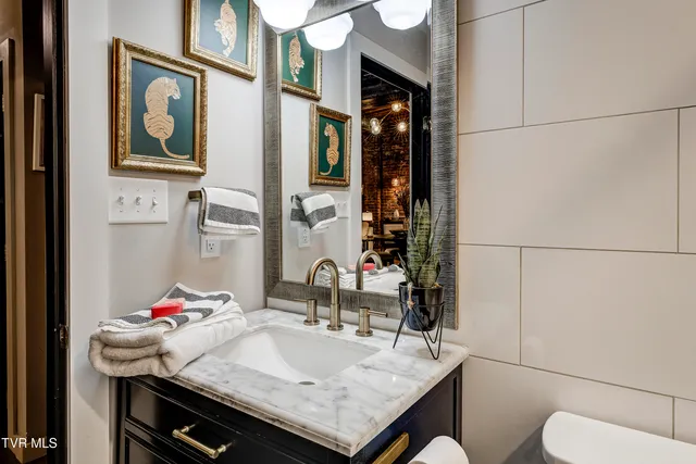 $2,750 | 809 State Street, Unit 301, Bristol, VA 24201