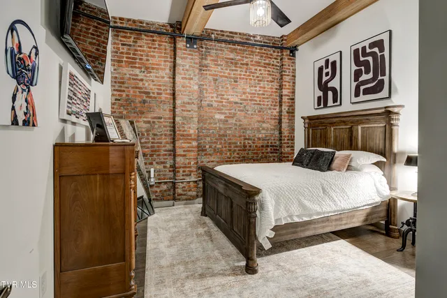 $2,750 | 809 State Street, Unit 301, Bristol, VA 24201