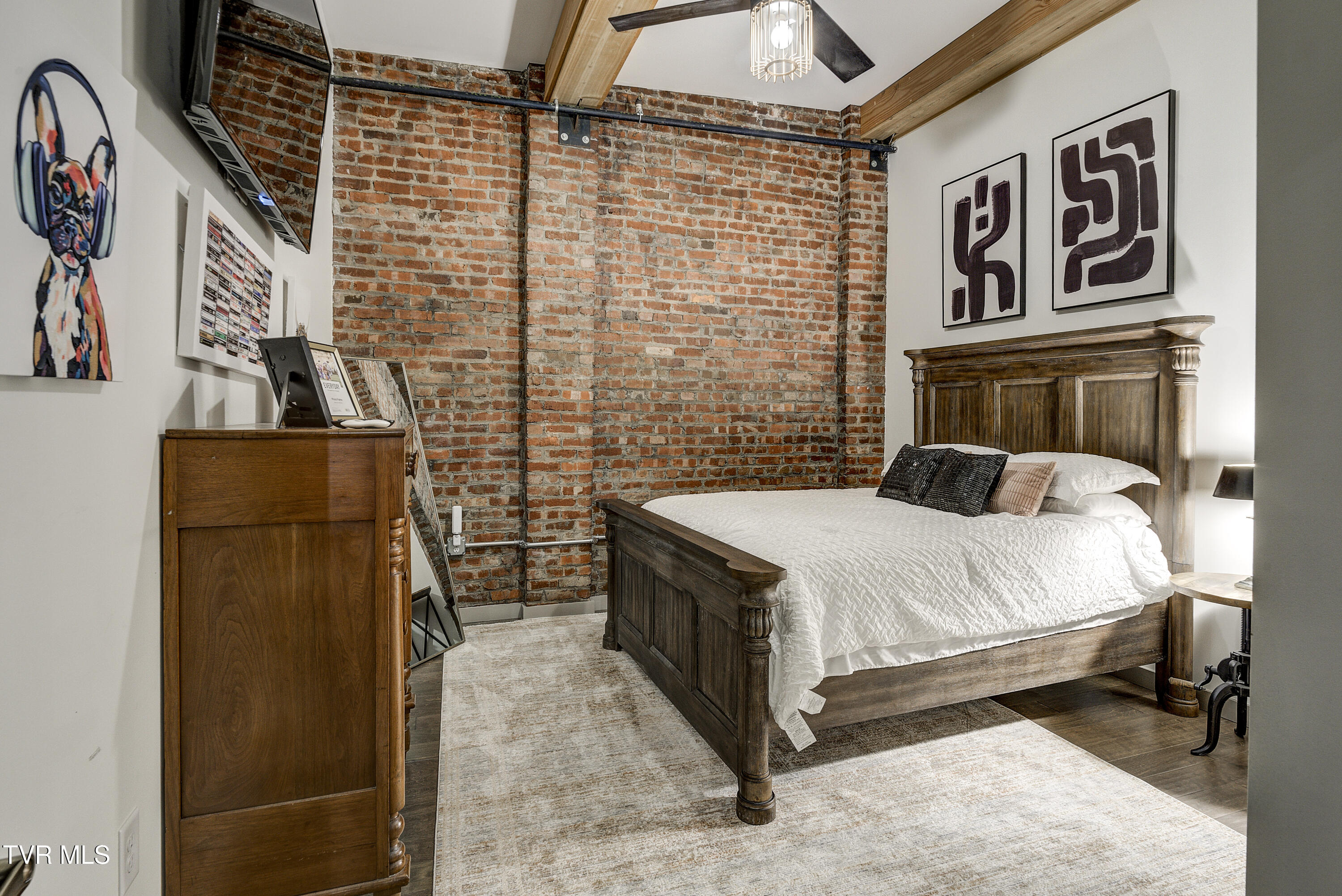 809 State Street, Unit 301 Bristol, VA 24201 - Photo 28 of 46 Cove2-23