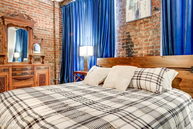 $2,750 | 809 State Street, Unit 301, Bristol, VA 24201