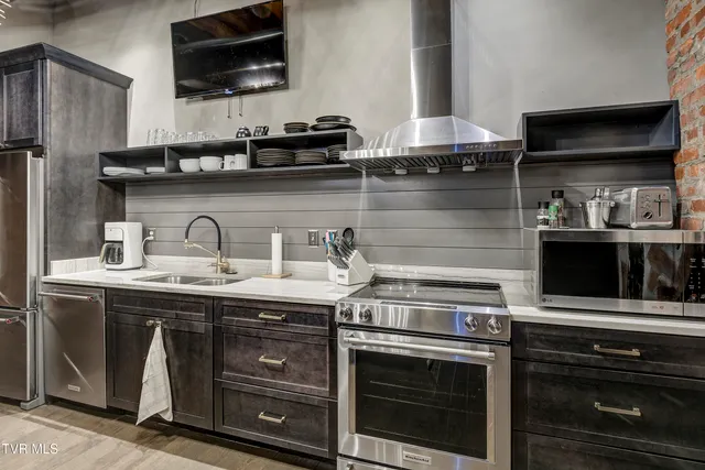 $2,750 | 809 State Street, Unit 301, Bristol, VA 24201