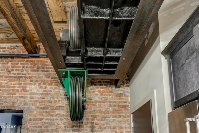 $2,750 | 809 State Street, Unit 301, Bristol, VA 24201