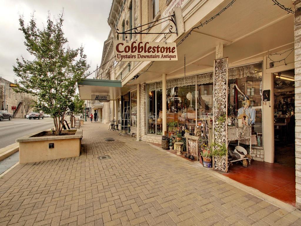 1107 East 3rd Street Georgetown, TX 78626 - Photo 27 of 36 View of commercial property