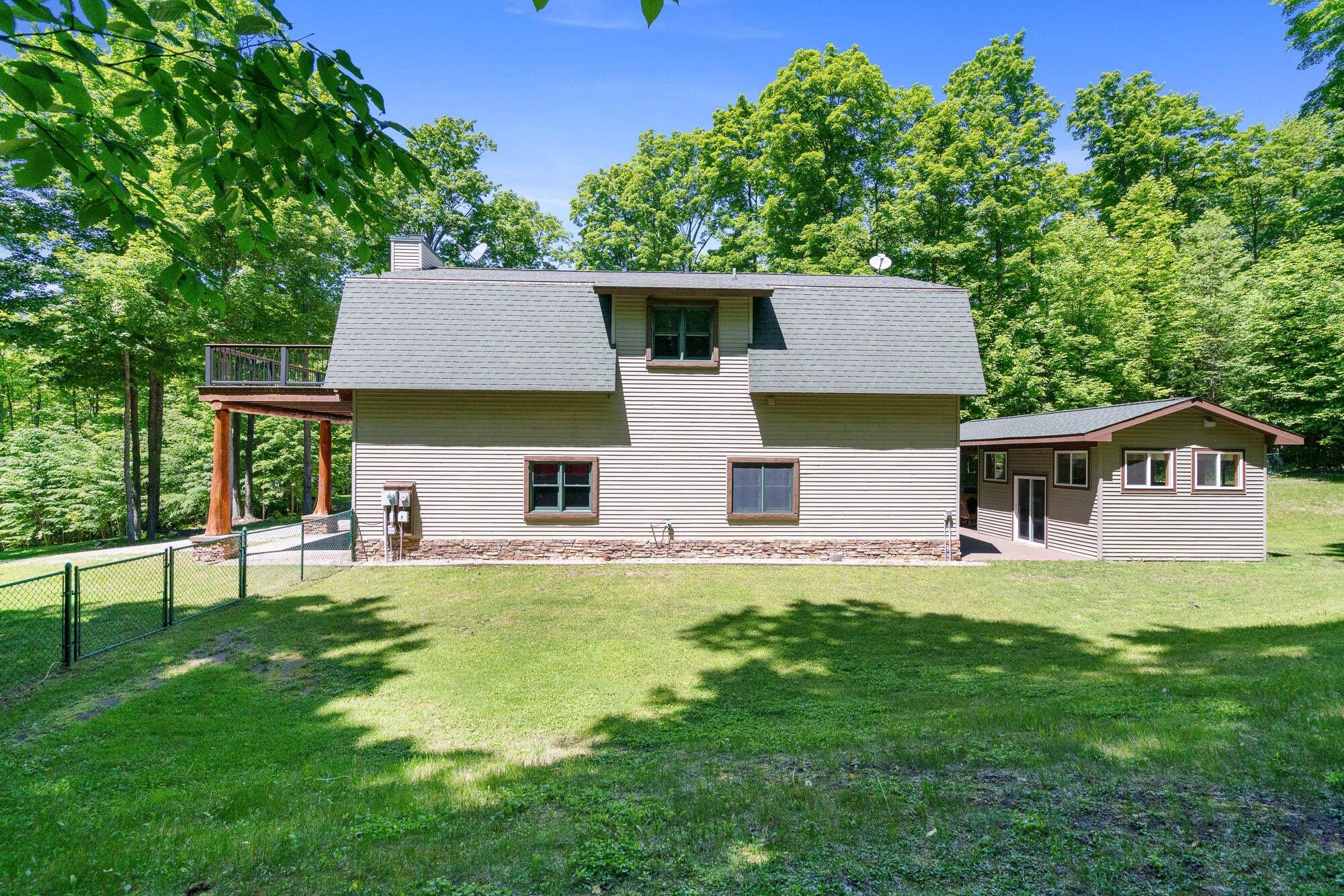 1725 Abbey Road Petoskey, MI 49770 - Photo 40 of 55 Gallery Image 40
