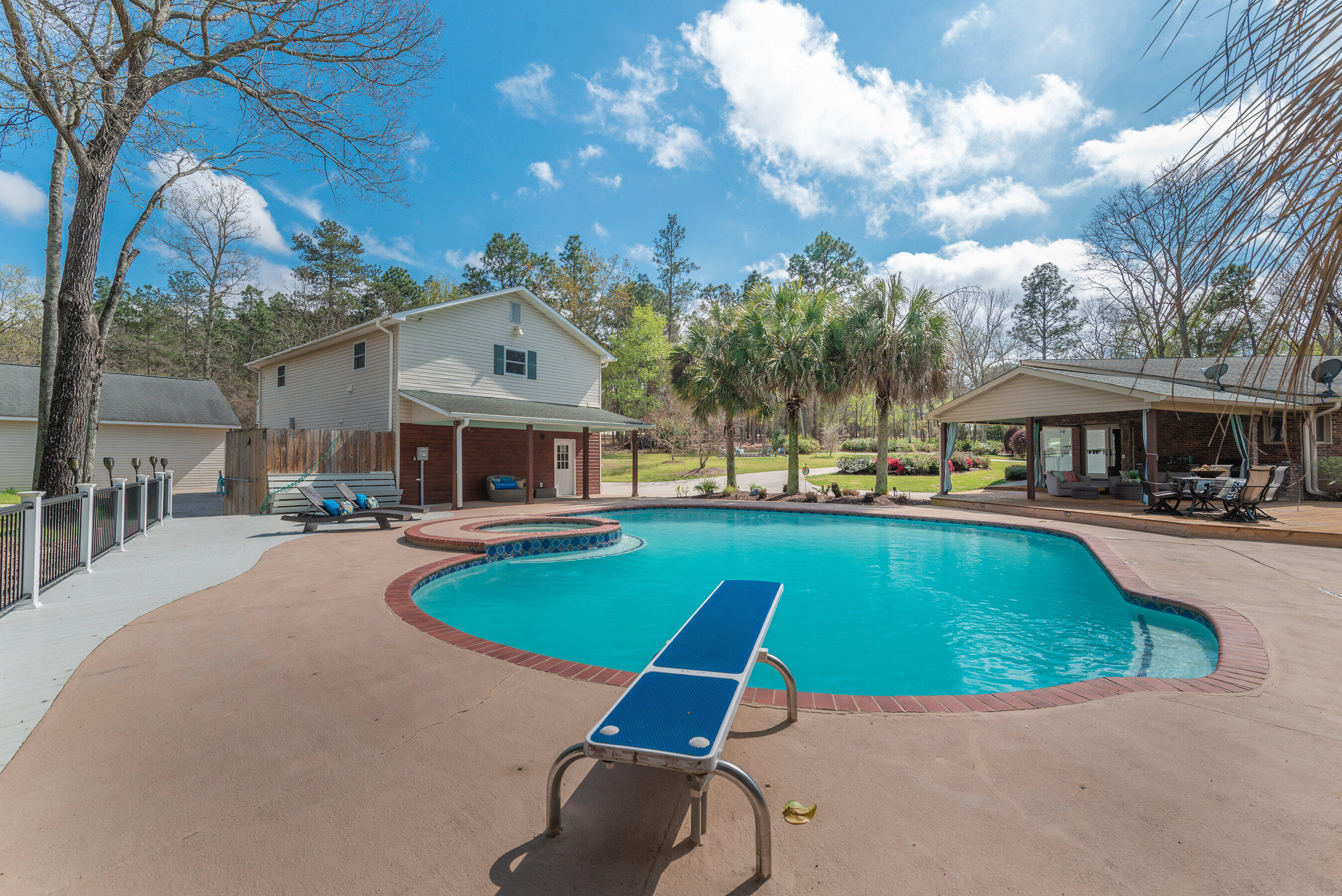 421 Good Hope Farms Road Aiken, SC 29803 - Photo 4 of 75 Salt-Water Gunite Pool + Spa