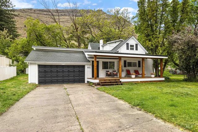 $599,000 | 509 South Main Street, Riggins, ID 83549