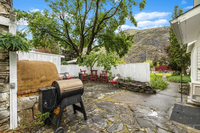 $599,000 | 509 South Main Street, Riggins, ID 83549