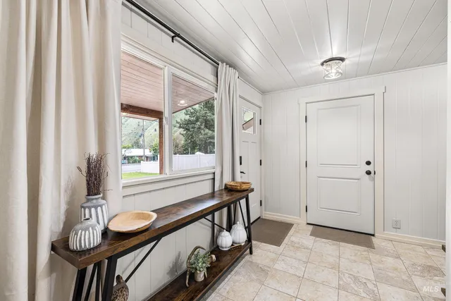 $599,000 | 509 South Main Street, Riggins, ID 83549