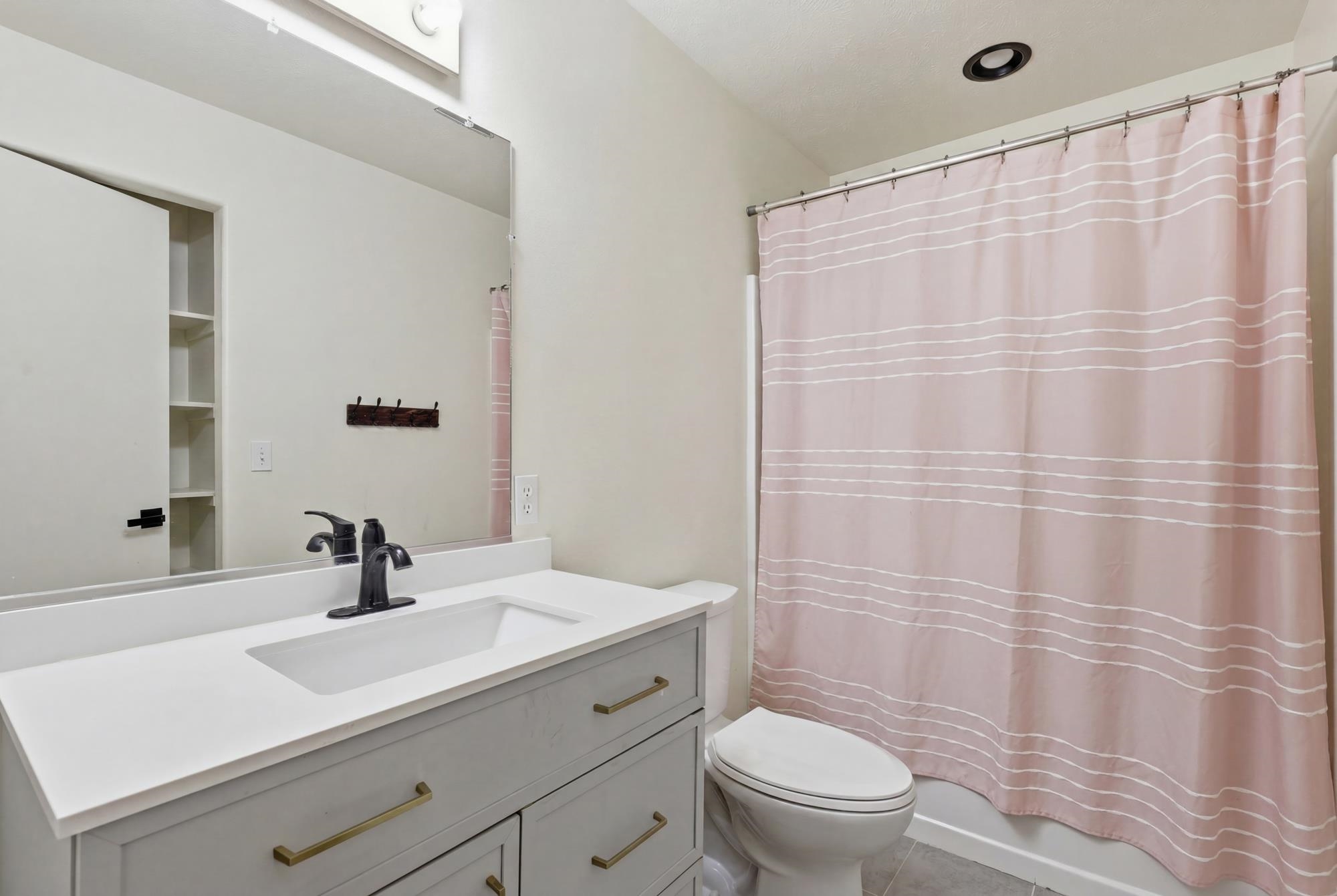 37106 North Muehle Road Elk, WA 99009 - Photo 16 of 32