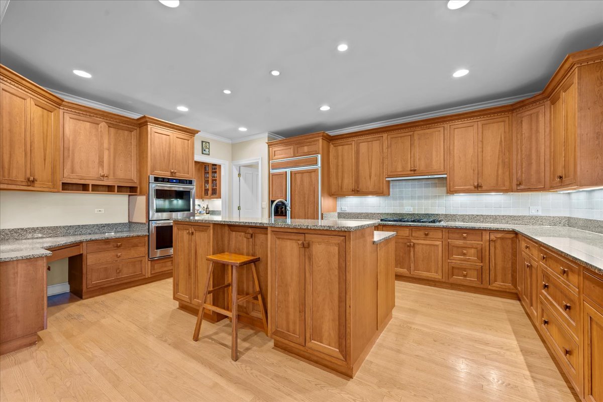2142 Harrison Street Glenview, IL 60025 - Photo 10 of 64
