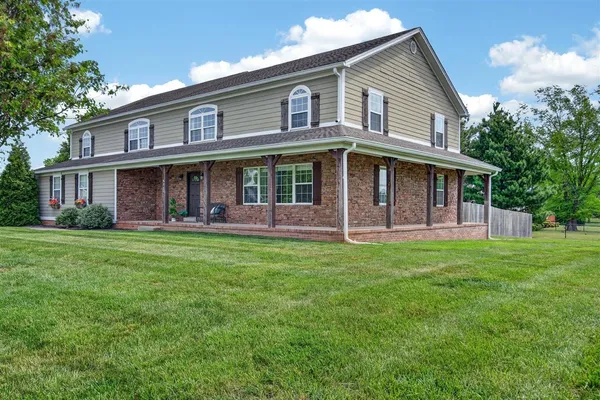 $549,900 | 627 Farmer Lane, Bowling Green, KY 42104