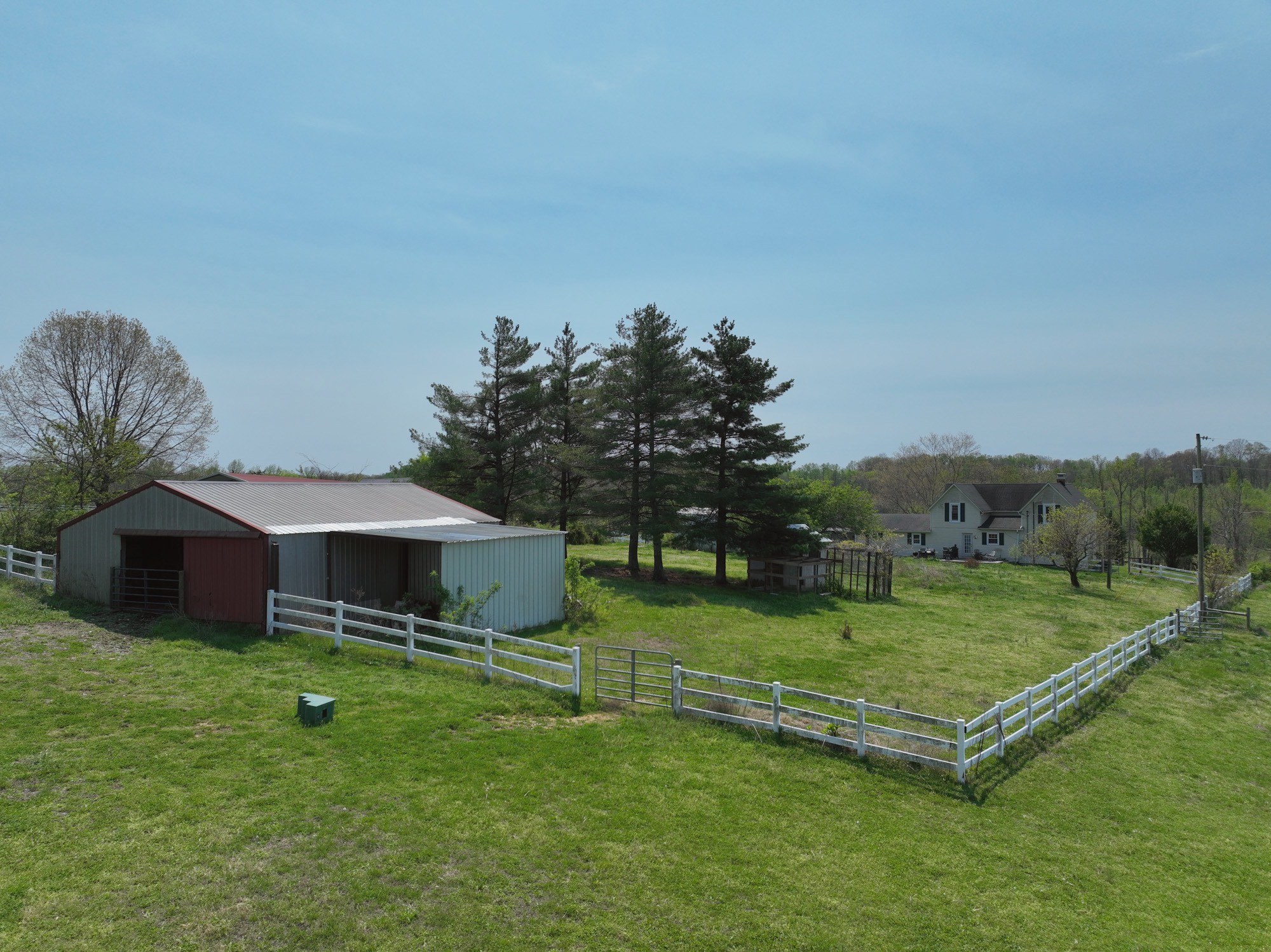 365 Martin Road Portland, TN 37148 - Photo 6 of 12 a view of a house with a yard and sitting area