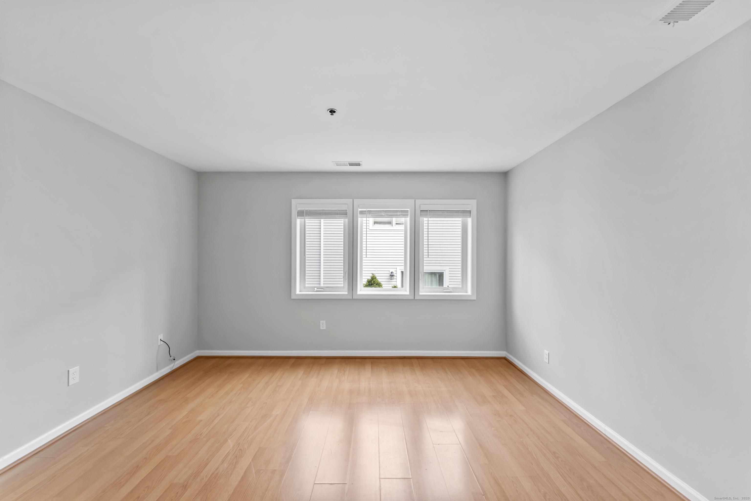 2660 North Avenue, Unit 217 Bridgeport, CT 06604 - Photo 12 of 30