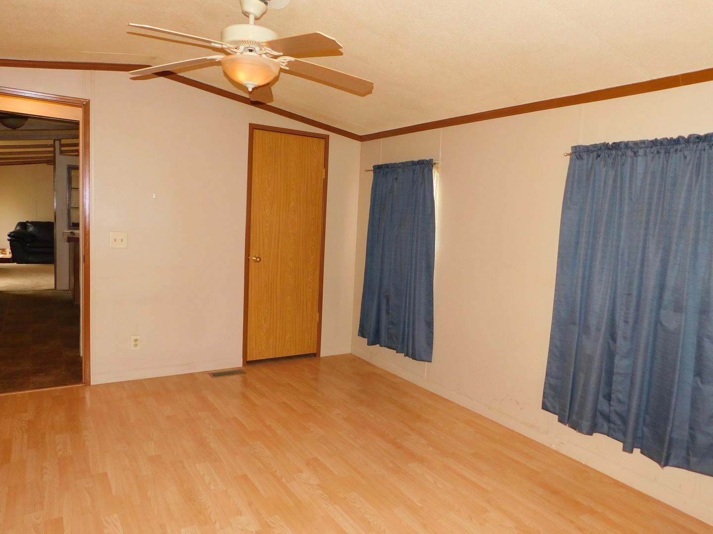 69 Apple Lane Bourbonnais, IL 60914 - Photo 7 of 11 a view of a small space