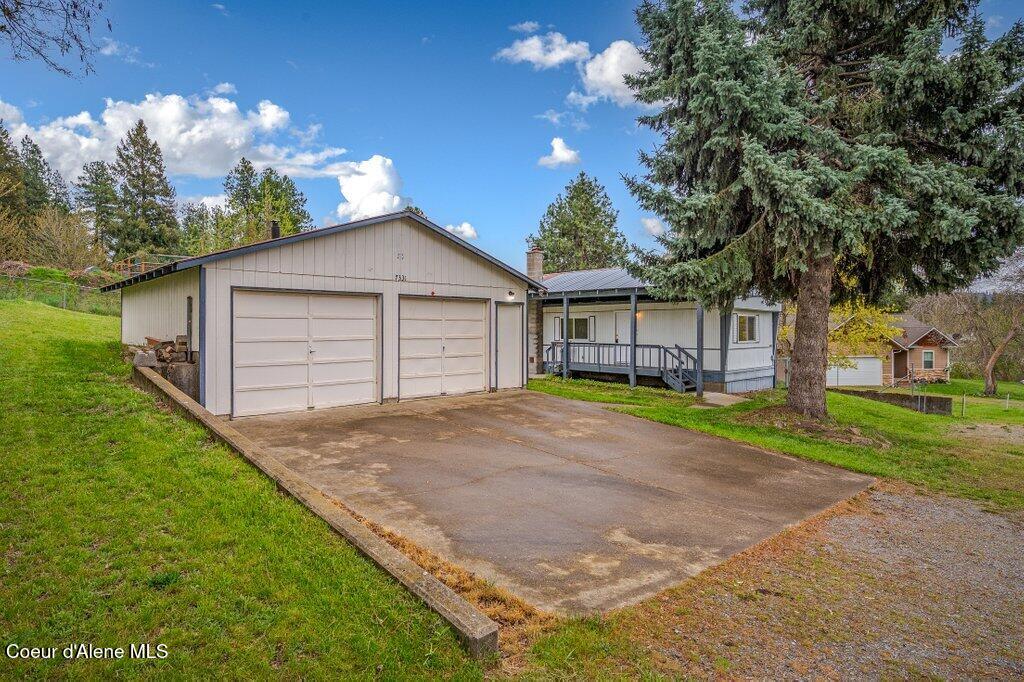7331 Apache Street Bonners Ferry, ID 83805 - Photo 18 of 23 2 car garage
