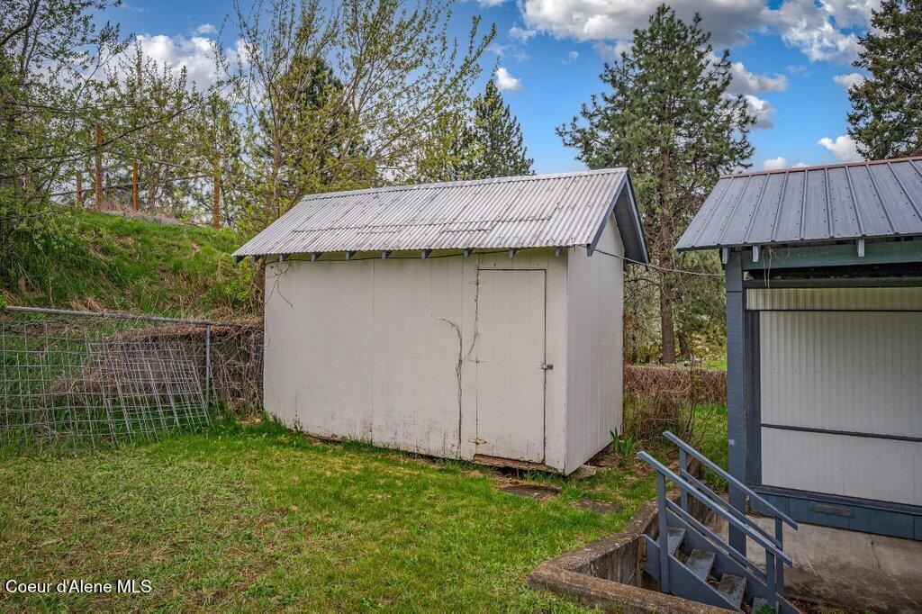 7331 Apache Street Bonners Ferry, ID 83805 - Photo 21 of 23 Garden shed