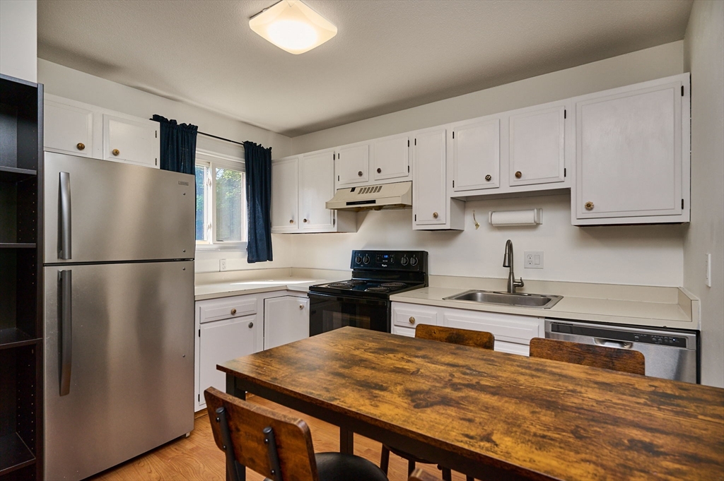170 East Hadley Road, Unit 65 Amherst, MA 01002 - Photo 4 of 27