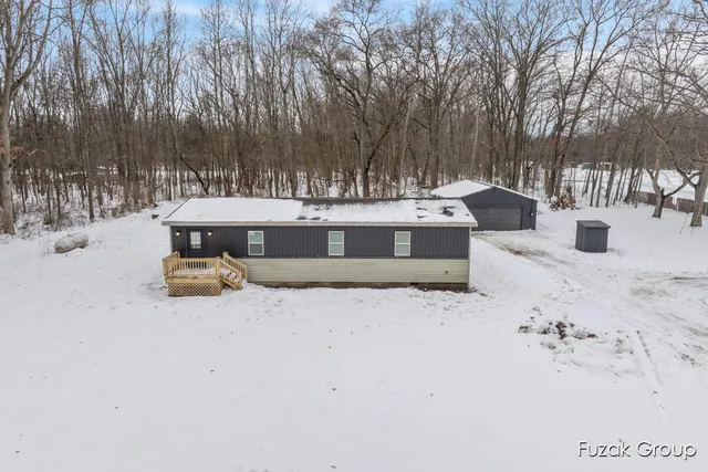 $260,000 | 2226 53rd Street, Fennville, MI 49408