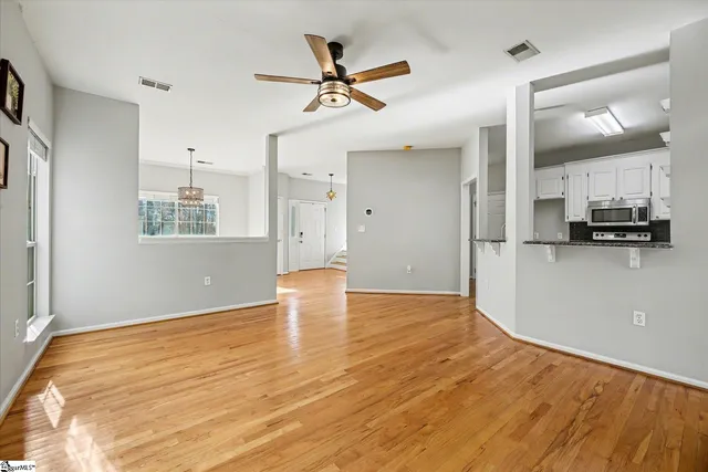 $340,000 | 9 South Penobscot Court, Simpsonville, SC 29681