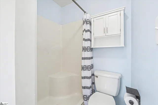 $340,000 | 9 South Penobscot Court, Simpsonville, SC 29681