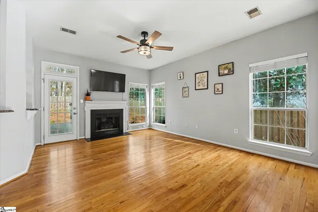 $340,000 | 9 South Penobscot Court, Simpsonville, SC 29681