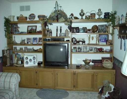 52631 Quince Road South Bend, IN 46628 - Photo 3 of 8 Gallery Image 3
