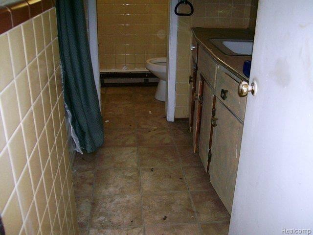 22401 Superior Road Taylor, MI 48180 - Photo 13 of 17 8-3-09 090