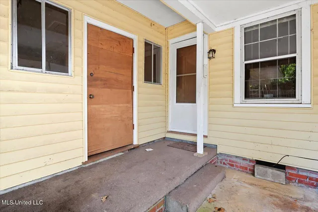 $1,600 | 220 McCree Drive, Clinton, MS 39056