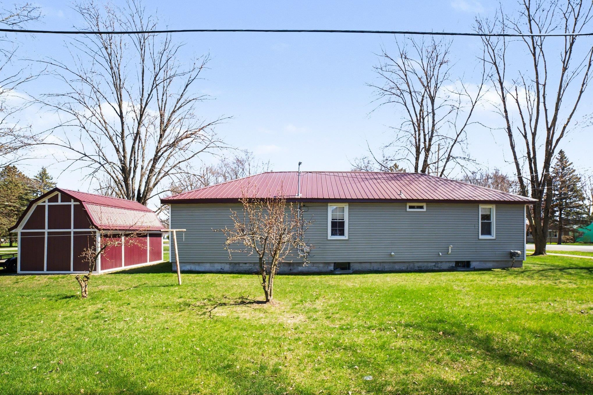 301 2nd Street Coleman, MI 48618 - Photo 15 of 16