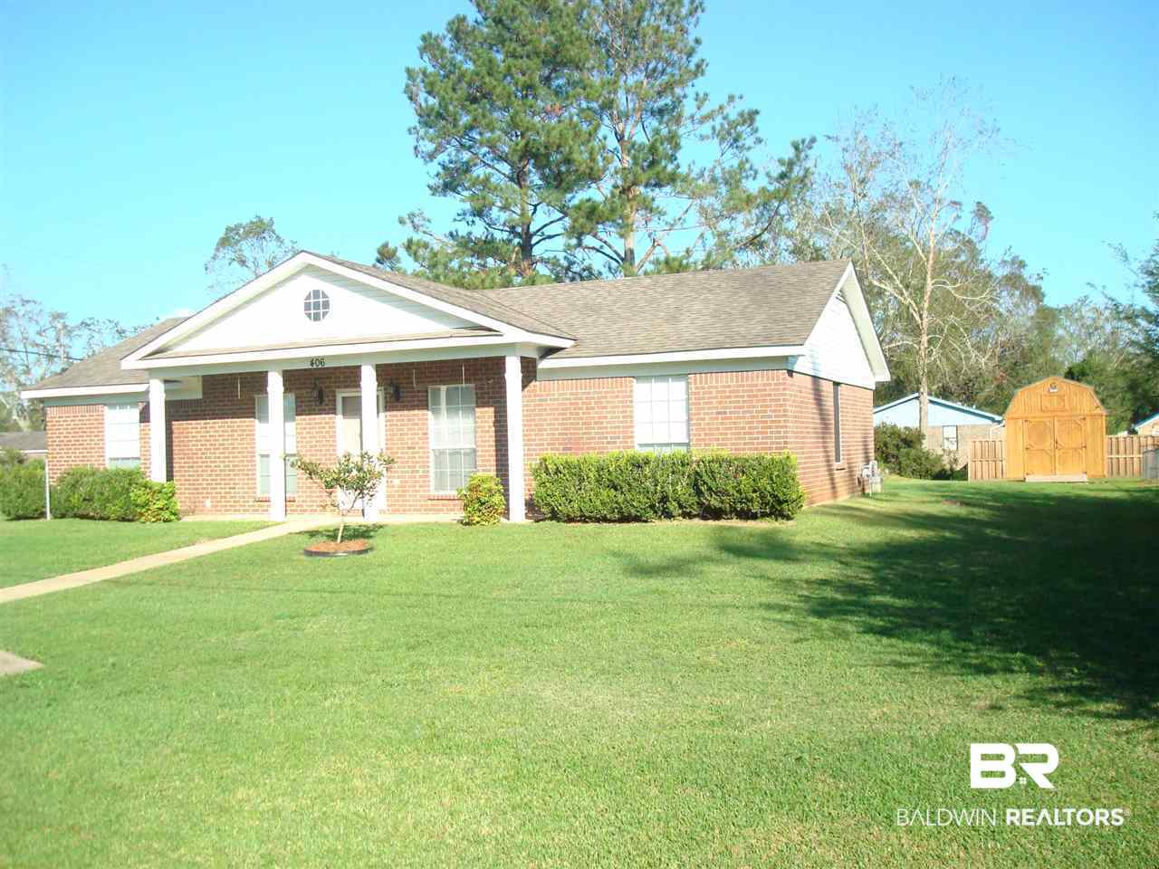 406 Northwest 4th Street Summerdale, AL 36580 - Photo 3 of 29