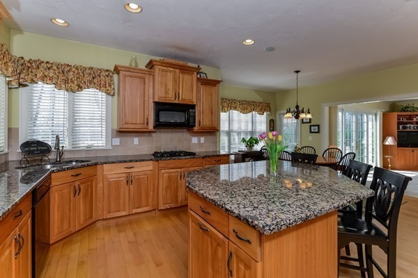 82 Coach Road North Attleboro, MA 02760 - Photo 5 of 28 Gallery Image 5