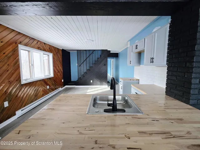 a view of a living room