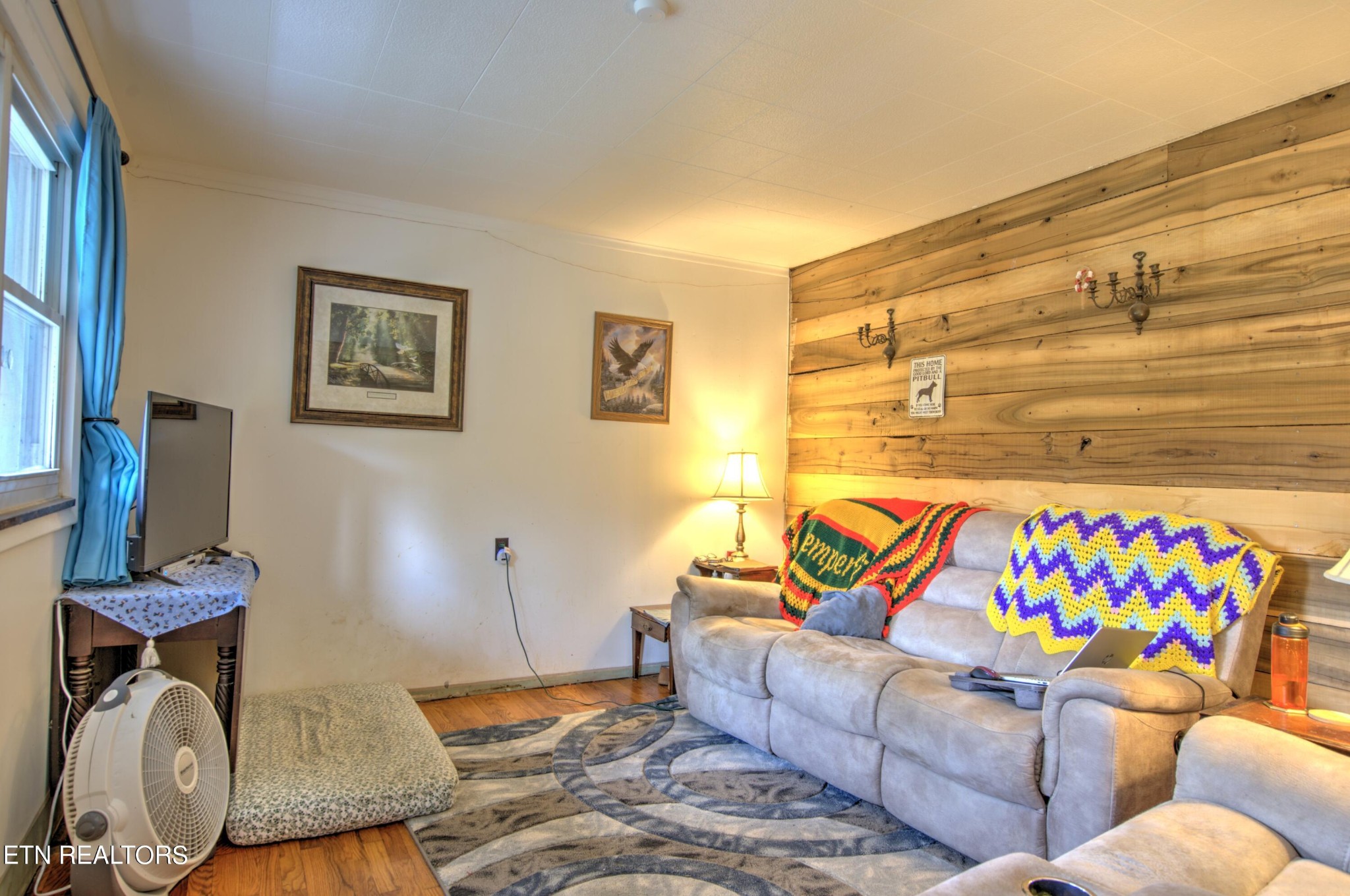 283 Tompkins Road Robbins, TN 37852 - Photo 11 of 30 Gallery Image 11