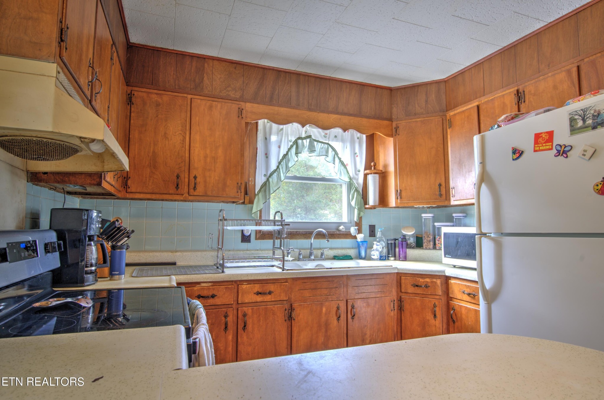 283 Tompkins Road Robbins, TN 37852 - Photo 14 of 30 Gallery Image 14
