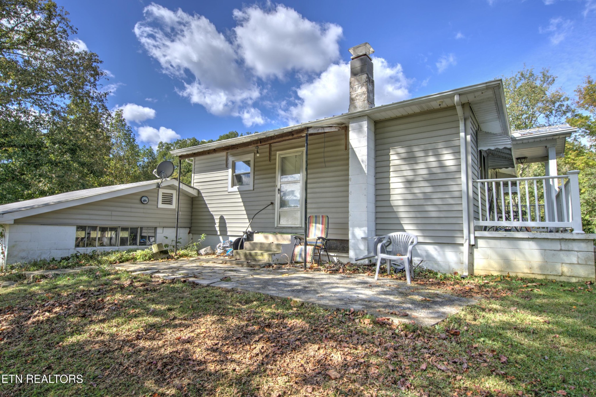 283 Tompkins Road Robbins, TN 37852 - Photo 6 of 30 Gallery Image 6