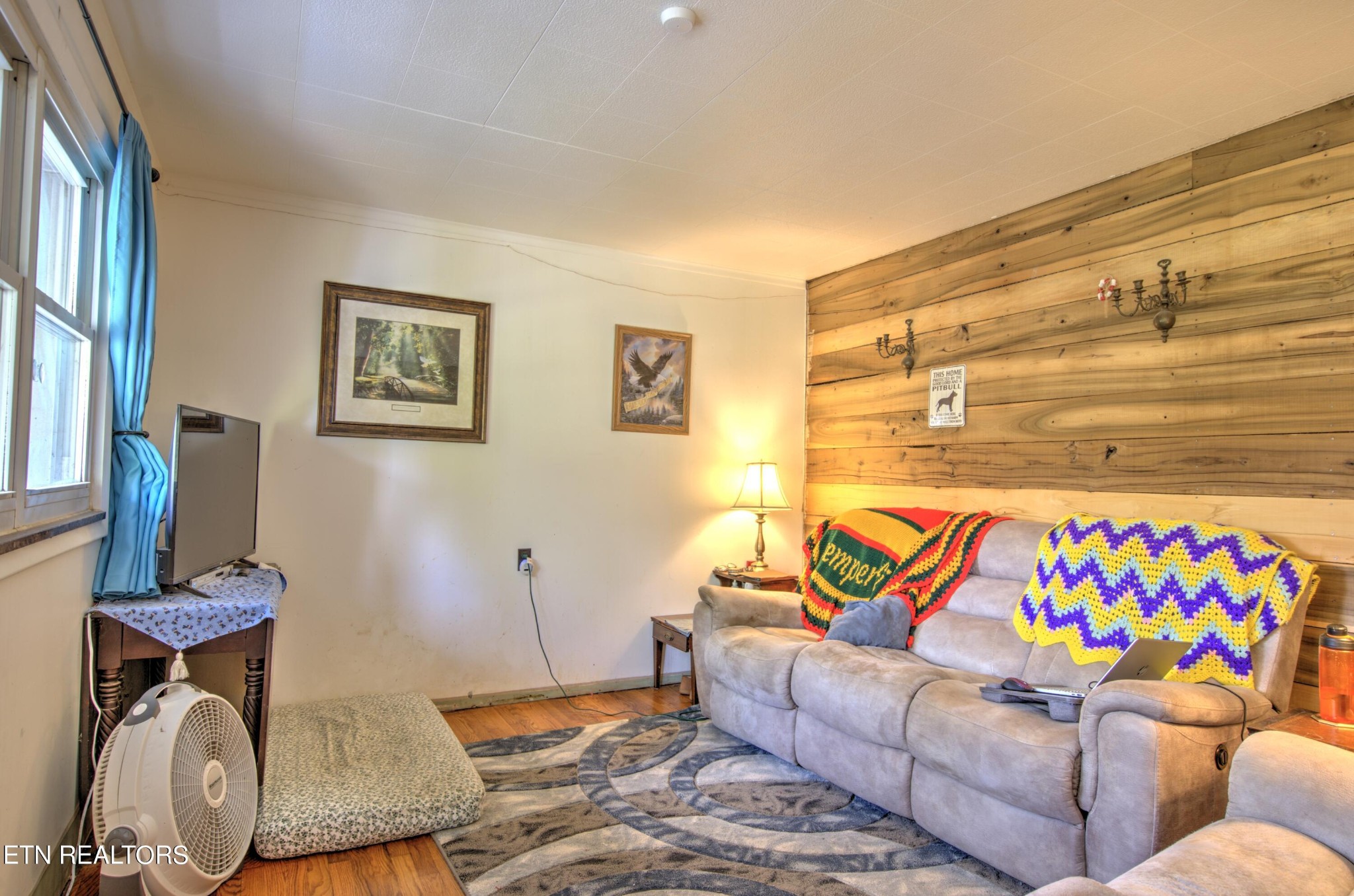 283 Tompkins Road Robbins, TN 37852 - Photo 9 of 30 Gallery Image 9