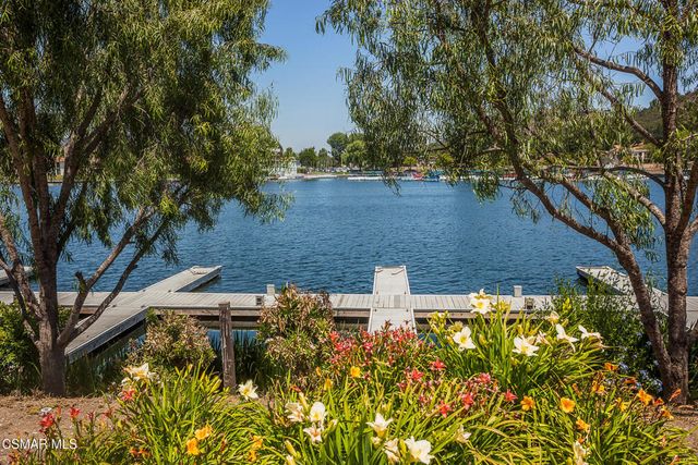 a view of outdoor space