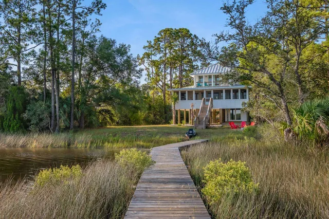 $919,000 | 167 Timber Island Road, Carrabelle, FL 32322