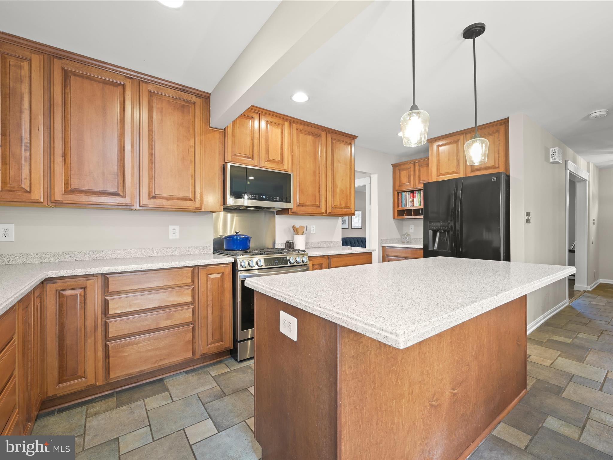 10916 Swansfield Road Columbia, MD 21044 - Photo 11 of 54 Kitchen