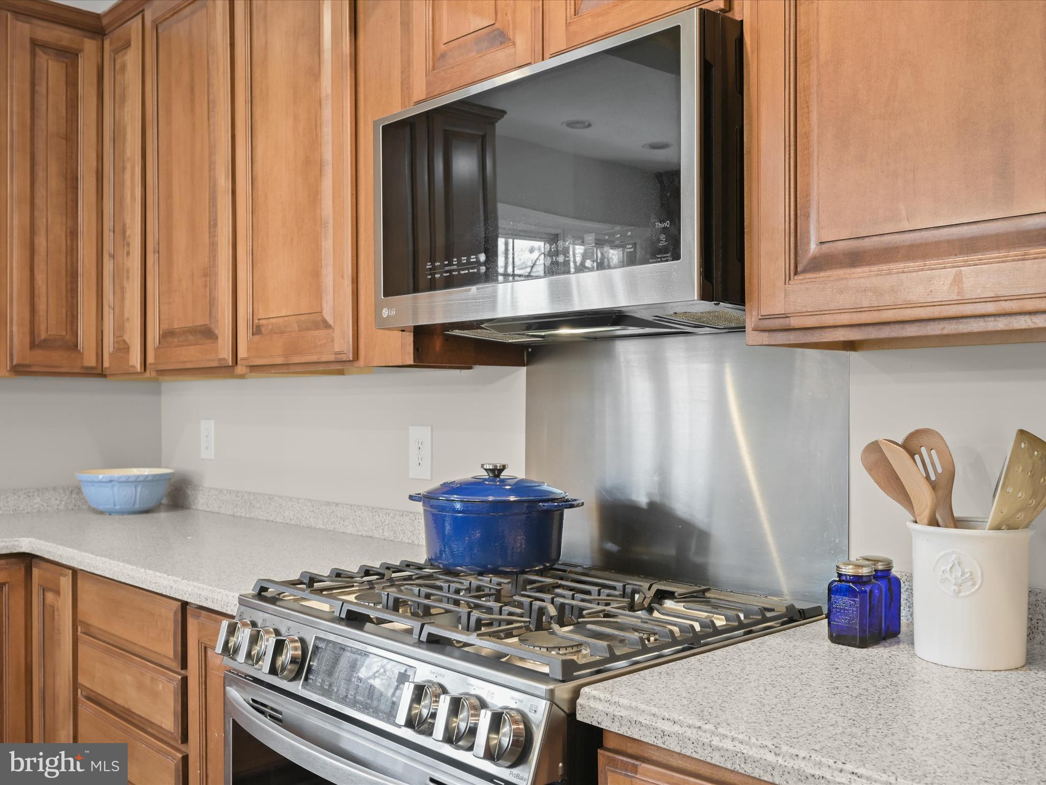 10916 Swansfield Road Columbia, MD 21044 - Photo 12 of 54 Kitchen