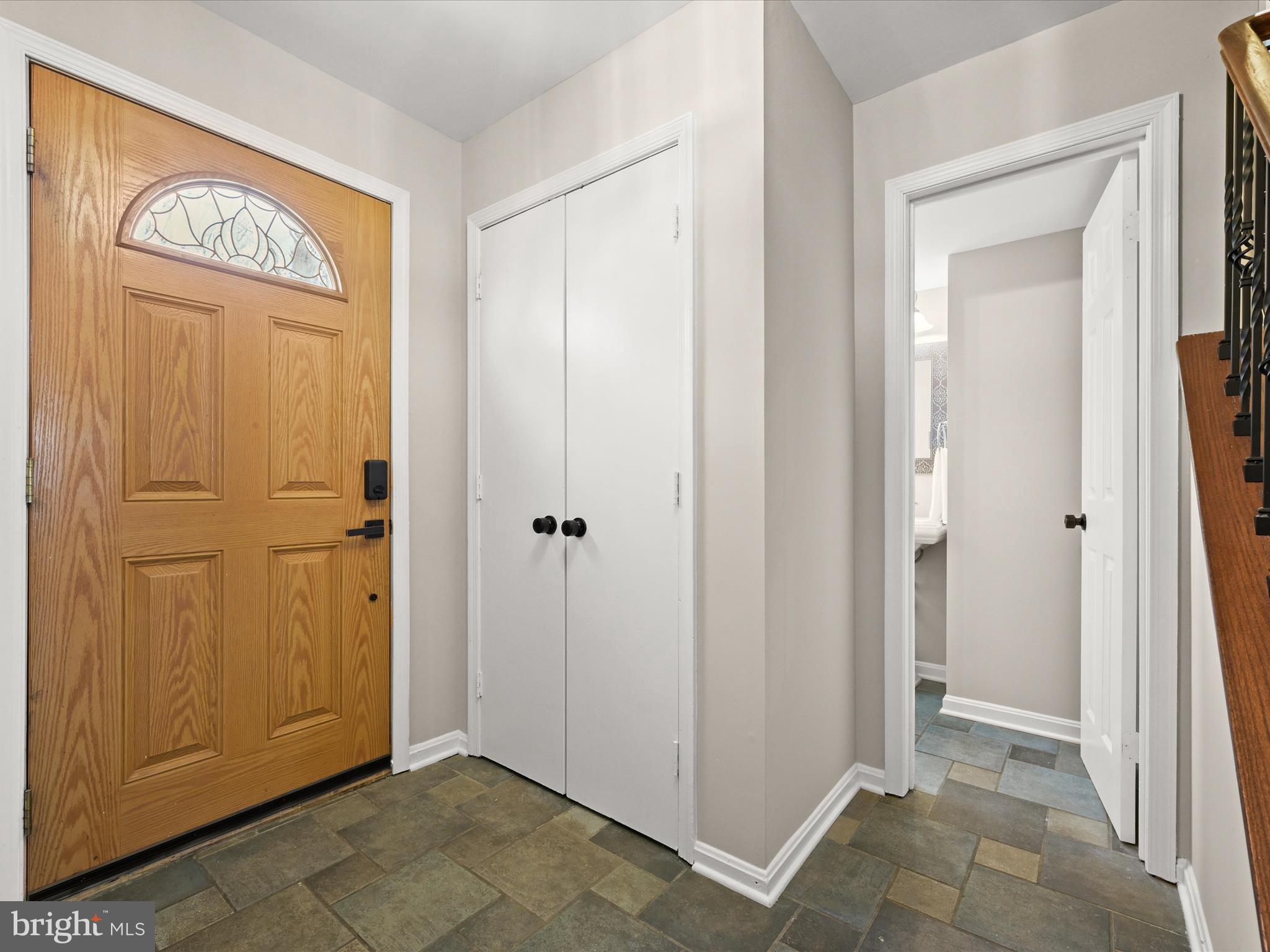 10916 Swansfield Road Columbia, MD 21044 - Photo 22 of 54 Foyer