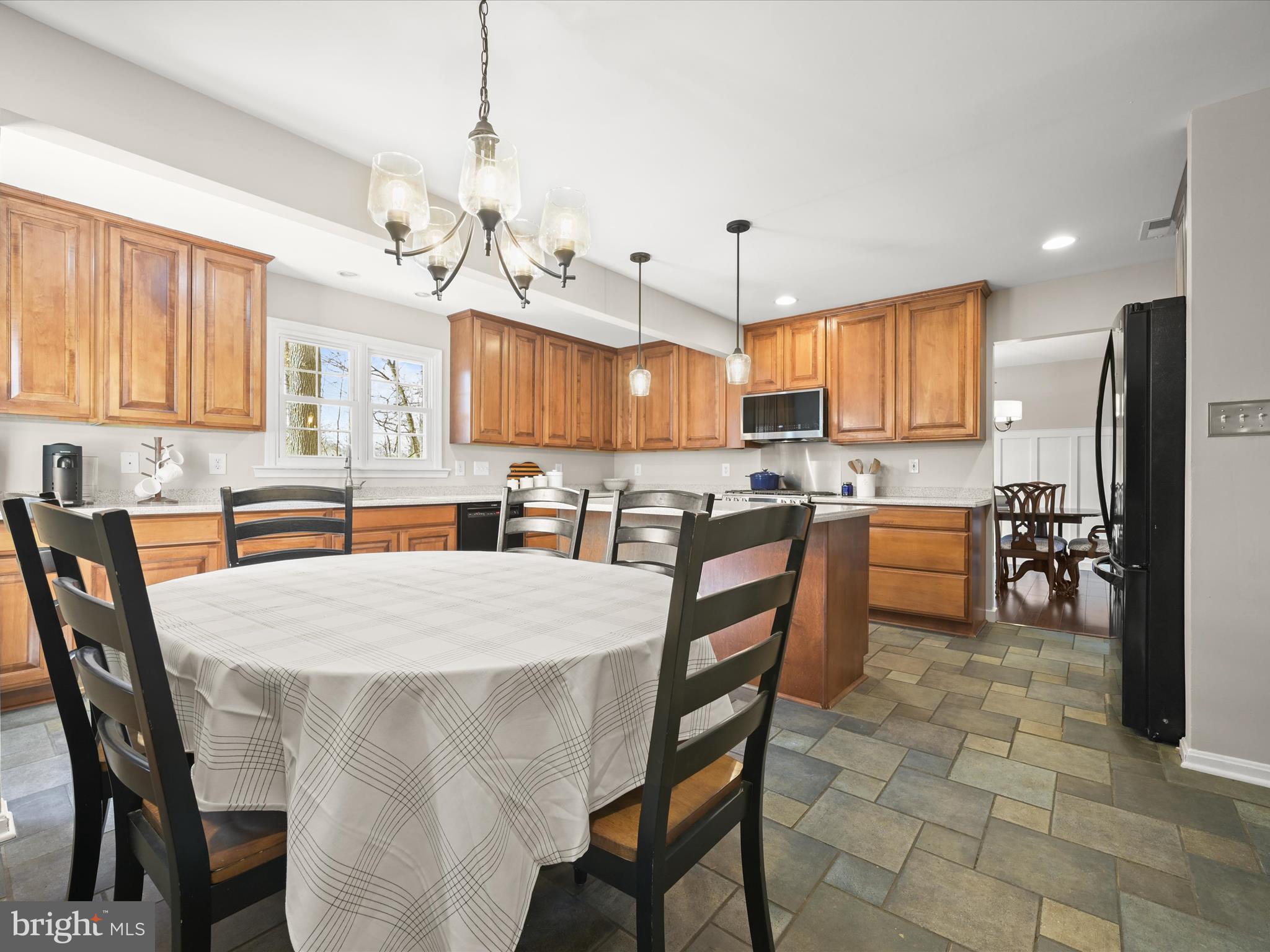 10916 Swansfield Road Columbia, MD 21044 - Photo 7 of 54 Kitchen