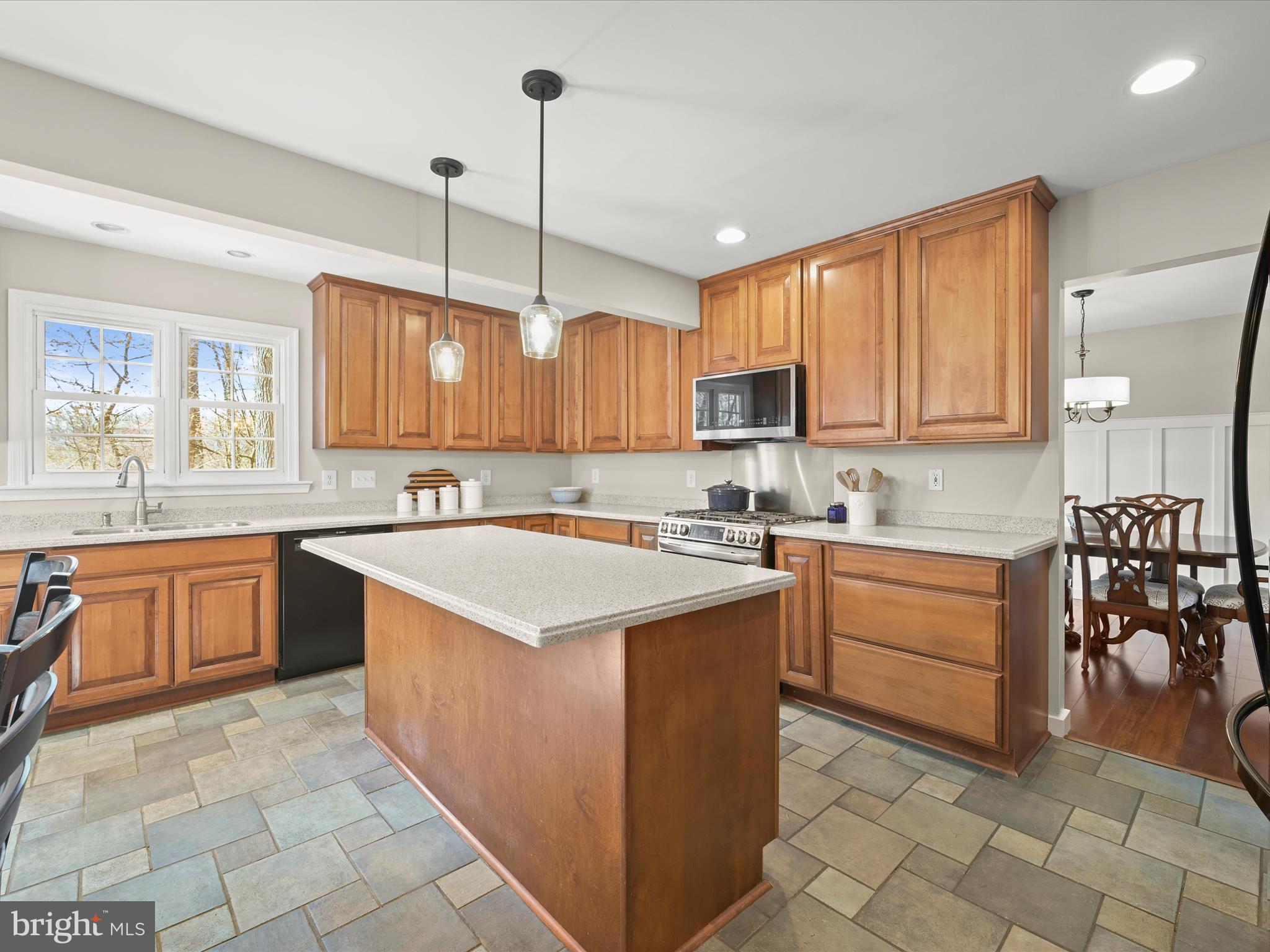10916 Swansfield Road Columbia, MD 21044 - Photo 8 of 54 Kitchen