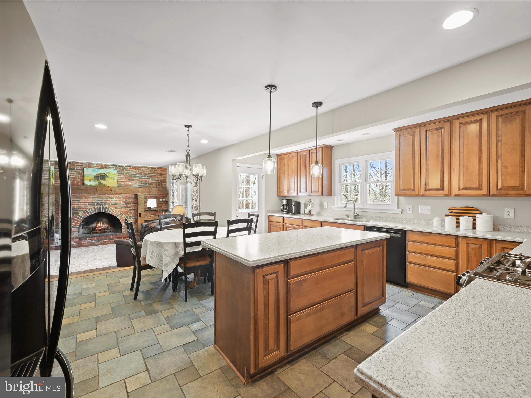 10916 Swansfield Road Columbia, MD 21044 - Photo 10 of 54 Kitchen