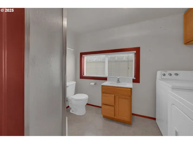 $315,000 | 47563 Union Street, Oakridge, OR 97463